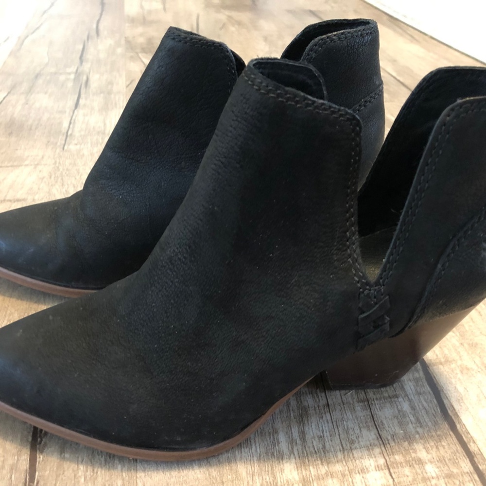 FRYE Reina Cut Out Black Leather Ankle Bootie